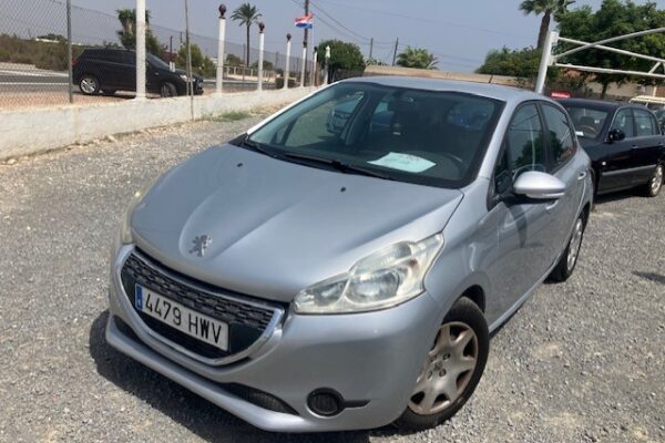 peugeot 208 hwv