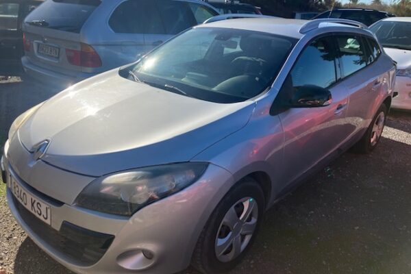 RENAULT MEGANE ESTATE